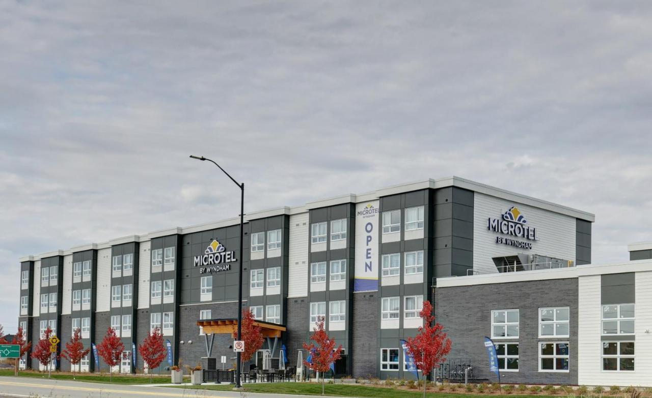 Microtel Inn & Suites By Wyndham Kanata Ottawa West Exteriör bild