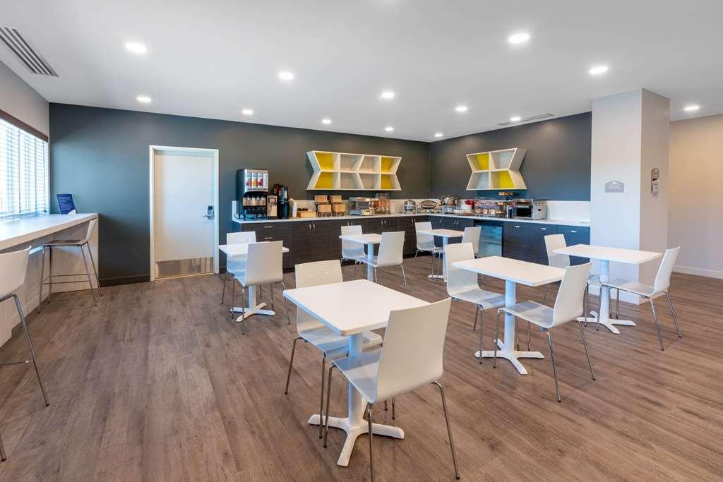 Microtel Inn & Suites By Wyndham Kanata Ottawa West Bekvämligheter bild
