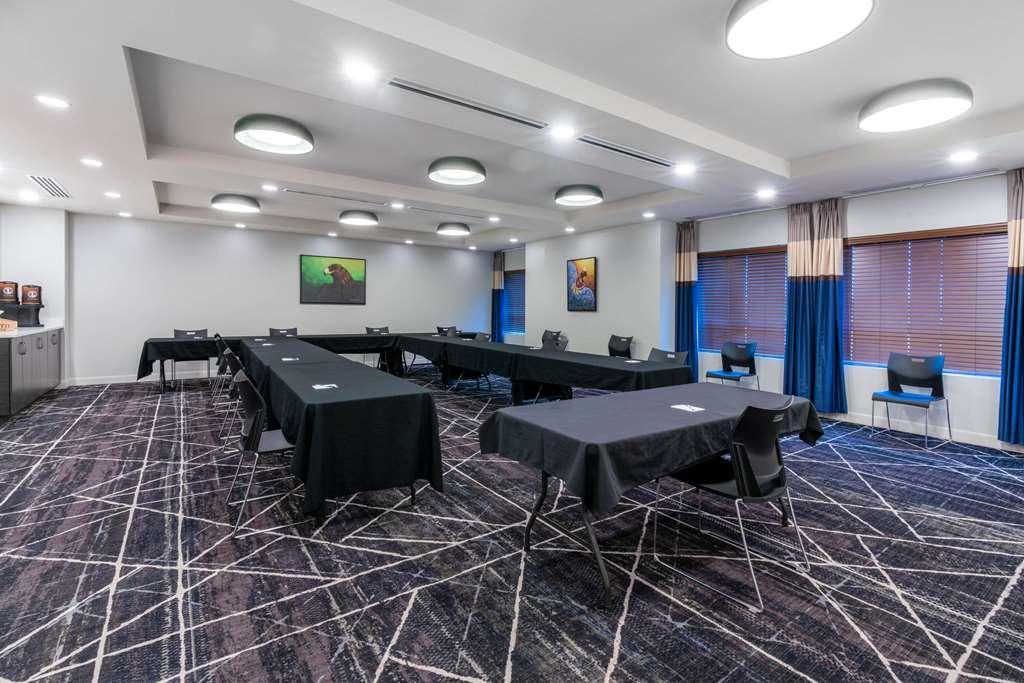 Microtel Inn & Suites By Wyndham Kanata Ottawa West Bekvämligheter bild