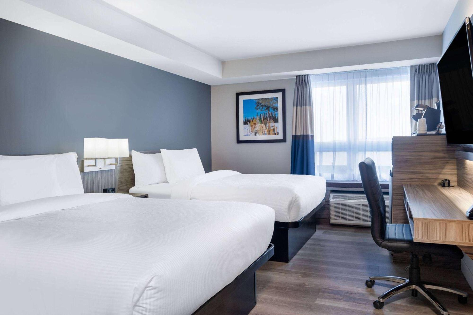 Microtel Inn & Suites By Wyndham Kanata Ottawa West Exteriör bild